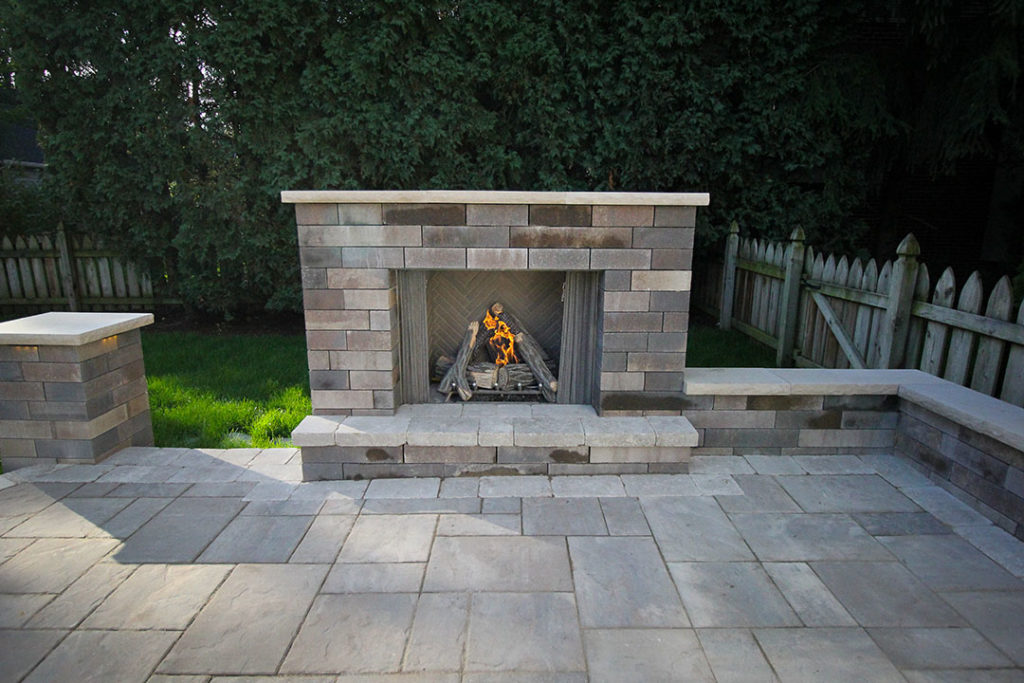 outdoor gas fireplace