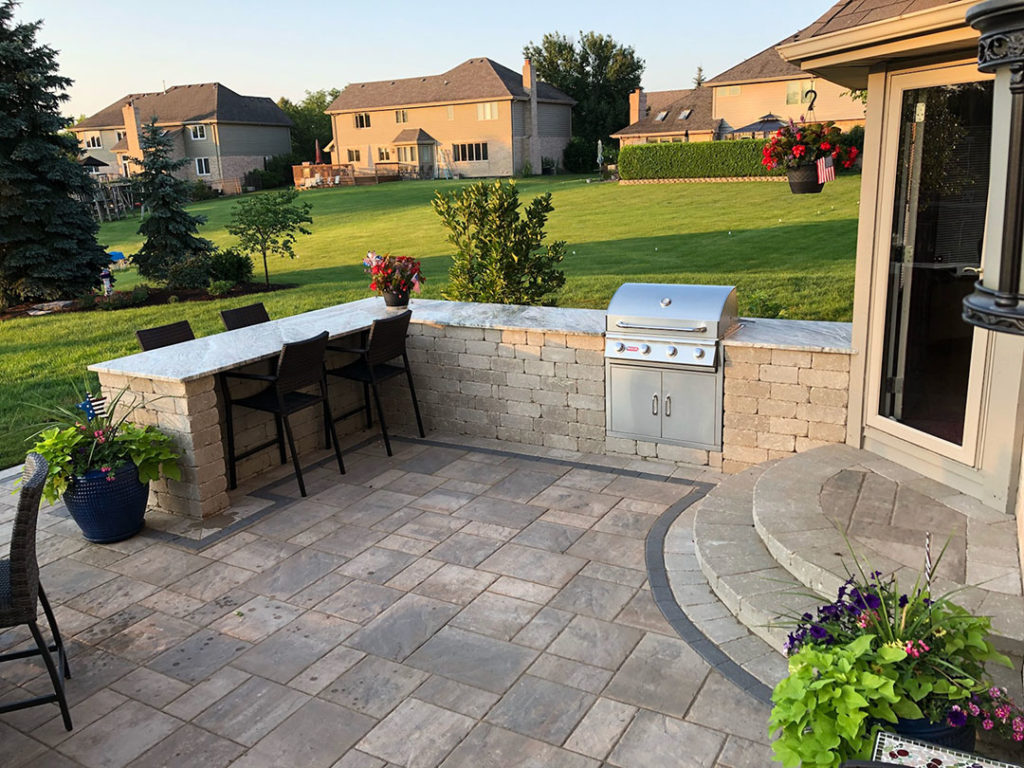 outdoor kitchen