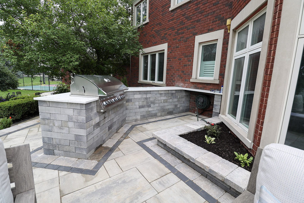 outdoor kitchen bar island